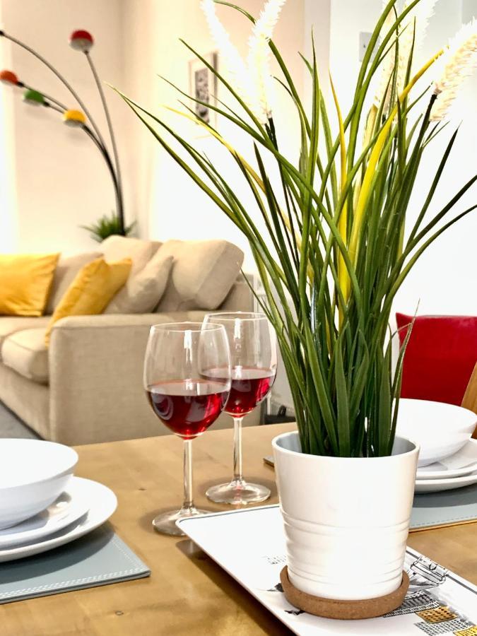 Contemporary 2 Bedroom Victorian Town House - Sleeps Up To 6 Kimberley  Ngoại thất bức ảnh